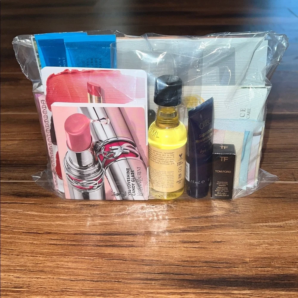 Assorted Beauty Samples (new with tags) - Picture 2 of 2